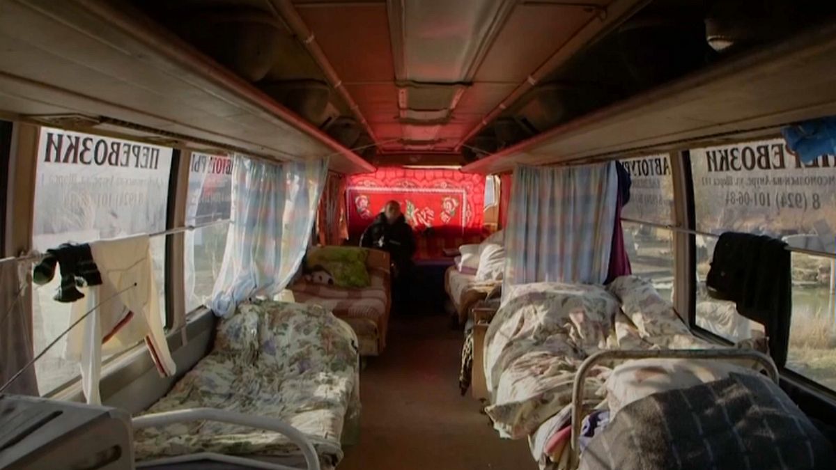 خانه‌های اتوبوسی برای بی‌خانمان‌ها در روسیه