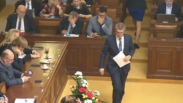 Repubblica Ceca: respinta la mozione di sfiducia contro il premier Repubblica Ceca: respinta la mozione di sfiducia contro il premier