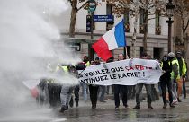 "Gilets jaunes" : affrontements à Paris