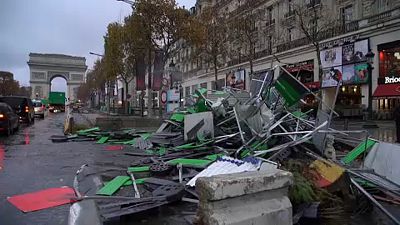Champs-Elysées clean-up operation after violent gas price protests