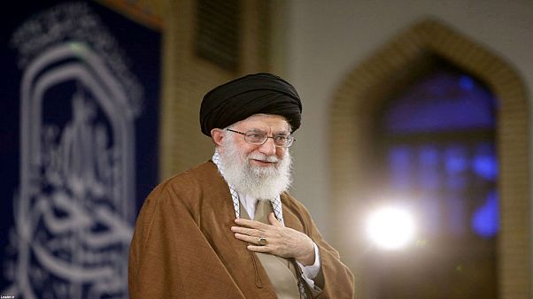 مرشد الثورة الإيرانية علي خامنئي مرشد الثورة الإيرانية علي خامنئي