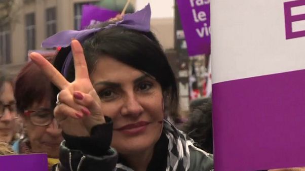 A nőket érő erőszak ellen tüntettek szerte Európában A nőket érő erőszak ellen tüntettek szerte Európában