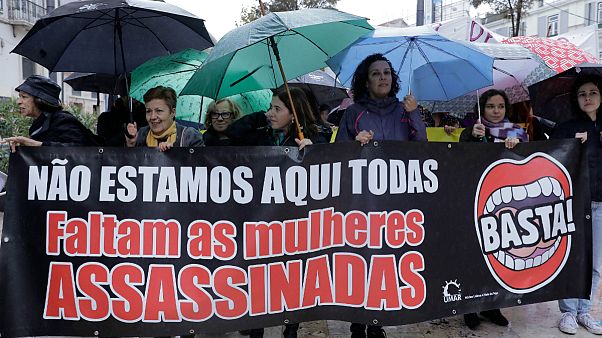 Portuguesas exigem justiça aos tribunais nos casos de violação Portuguesas exigem justiça aos tribunais nos casos de violação