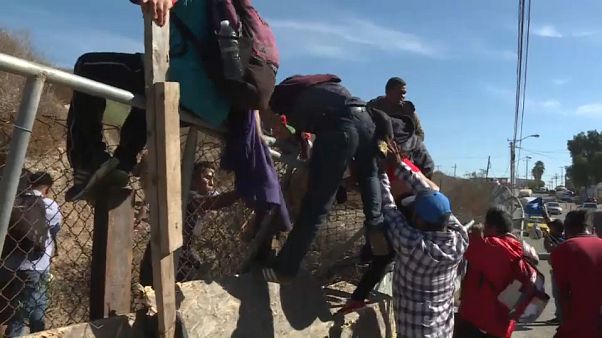Messico, il governo rimpatrierà i migranti che tentano di entrare illegalmente negli Usa Messico, il governo rimpatrierà i migranti che tentano di entrare illegalmente negli Usa
