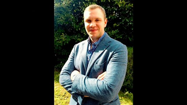 Emirati Arabi Uniti: condannato al'egastolo e poi graziato il britannico Hedges Emirati Arabi Uniti: condannato al'egastolo e poi graziato il britannico Hedges