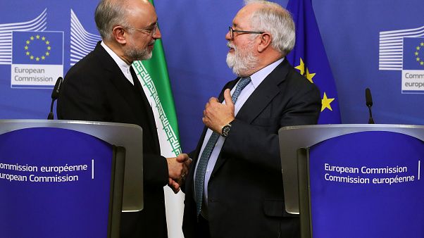 Bruselas y Teherán reiteran su compromiso con el acuerdo nuclear Bruselas y Teherán reiteran su compromiso con el acuerdo nuclear