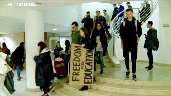 Demonstrálok az ELTE Társadalomtudományi Karán november 14-én Demonstrálok az ELTE Társadalomtudományi Karán november 14-én