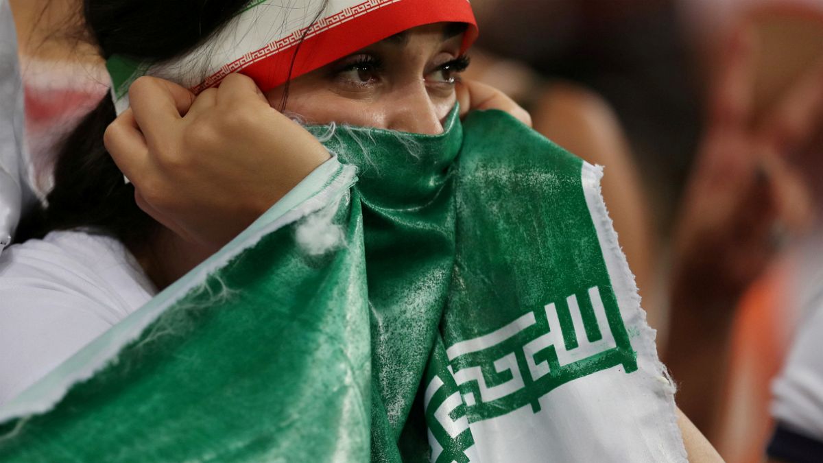 فیفا برای لغو ممنوعیت ورود زنان ایرانی به ورزشگاه‌ها مهلت تعیین می‌کند