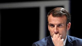 Macron persiste : "Nous devons entendre les protestations sans renoncer"
