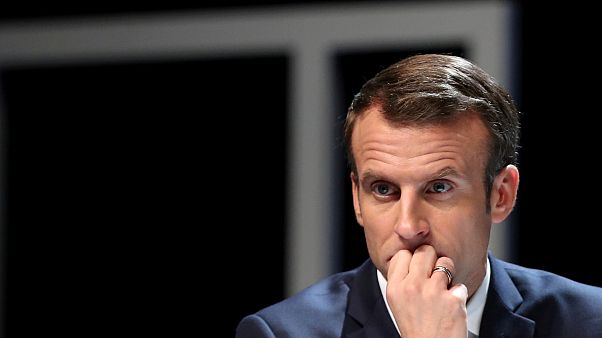 Macron persiste : "Nous devons entendre les protestations sans renoncer" Macron persiste : "Nous devons entendre les protestations sans renoncer"