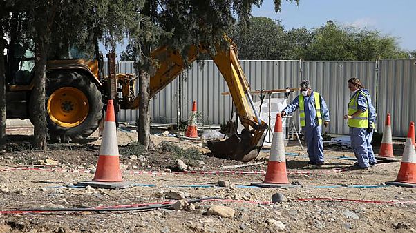 Παραδόθηκαν τα λείψανα Τ/κ που σκοτώθηκε κατά τον βομβαρδισμό του Νοσοκομείου Αθαλάσσας Παραδόθηκαν τα λείψανα Τ/κ που σκοτώθηκε κατά τον βομβαρδισμό του Νοσοκομείου Αθαλάσσας