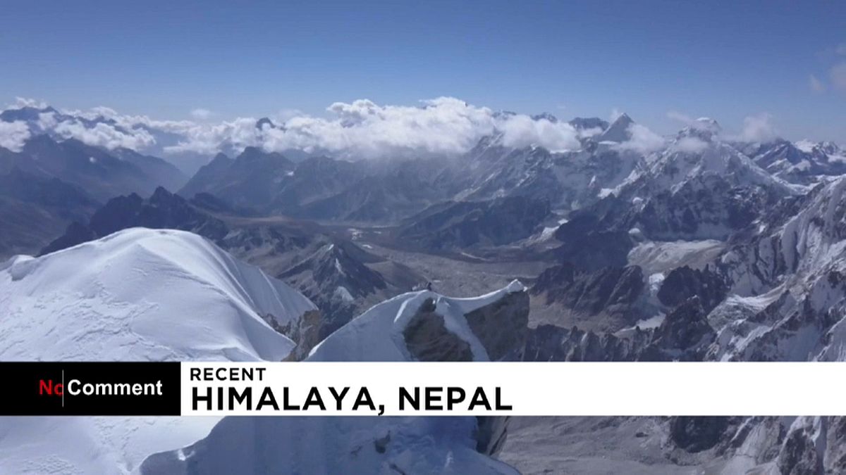  برای اولین بار در تاریخ؛ صعود یک نفره به قله لوناگ ری