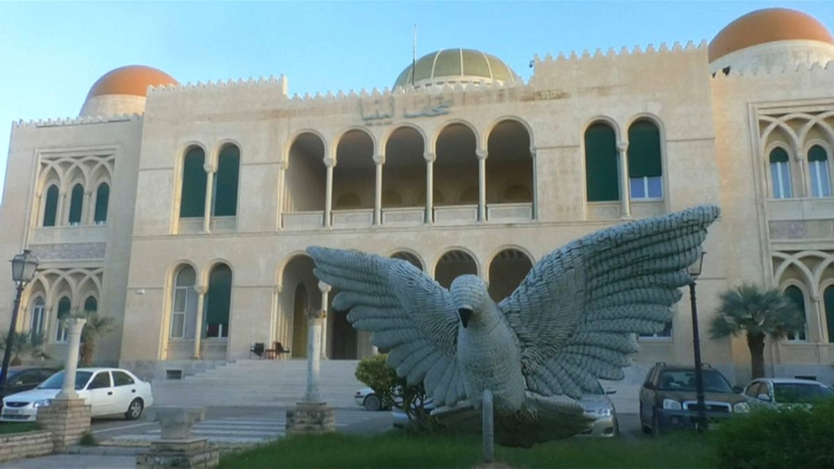 ليبيا: قصر ملكي يتحول لمعرض للخط العربي والزخرفة الإسلامية
