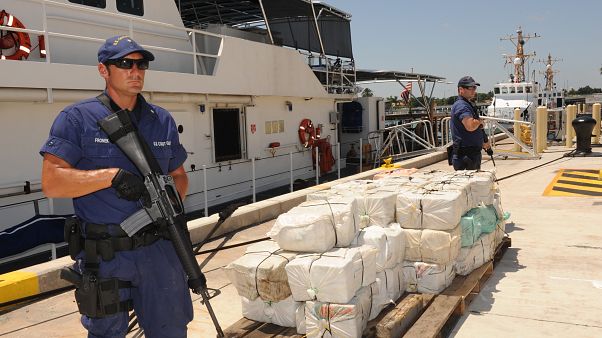 ABD Honduras Devlet Başkanı'nın kardeşini uyuşturucu kaçakçılığından yargılıyor ABD Honduras Devlet Başkanı'nın kardeşini uyuşturucu kaçakçılığından yargılıyor