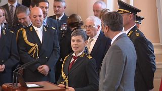 سلوفينيا تعين سيدة كقائد للجيش.. فما السبب؟