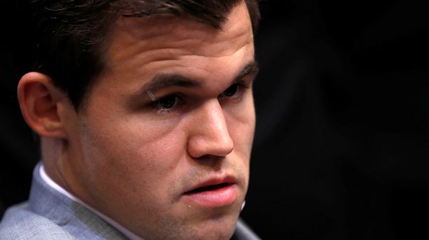 Magnus Carlsen ist erneut Schach-Weltmeister. Magnus Carlsen ist erneut Schach-Weltmeister.