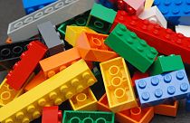 Lego parçaları zararlı mı? Altı araştırmacı yutarak test etti