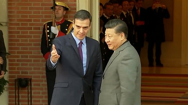 Protestos marcam visita do presidente chinês a Espanha Protestos marcam visita do presidente chinês a Espanha