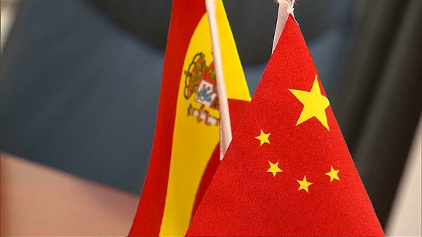 España y China: 45 años de relaciones económicas y comerciales España y China: 45 años de relaciones económicas y comerciales