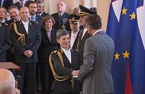 Alenka Ermenc se convierte en la primera mujer al frente del Ejército esloveno 