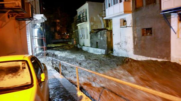 Λέσβος: Ζημιές από την ισχυρή βροχόπτωση Λέσβος: Ζημιές από την ισχυρή βροχόπτωση
