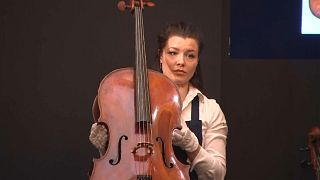 Più di due milioni per il violoncello di Rostropovich