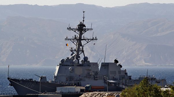 سفينتان للبحرية الأمريكية تعبران مضيق تايوان سفينتان للبحرية الأمريكية تعبران مضيق تايوان