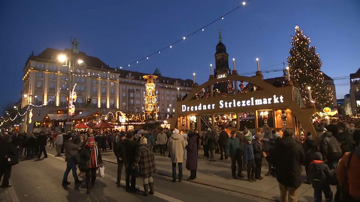 В Дрездене открылась Рождественская ярмарка 