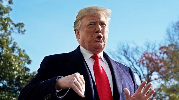 Donald Trump falou aos jornalistas antes de embarcar no "Air Force One" Donald Trump falou aos jornalistas antes de embarcar no "Air Force One"