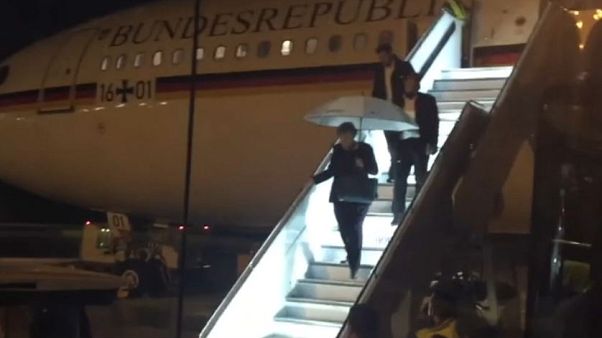 G20: ritardo Merkel per un guasto all'aereo G20: ritardo Merkel per un guasto all'aereo