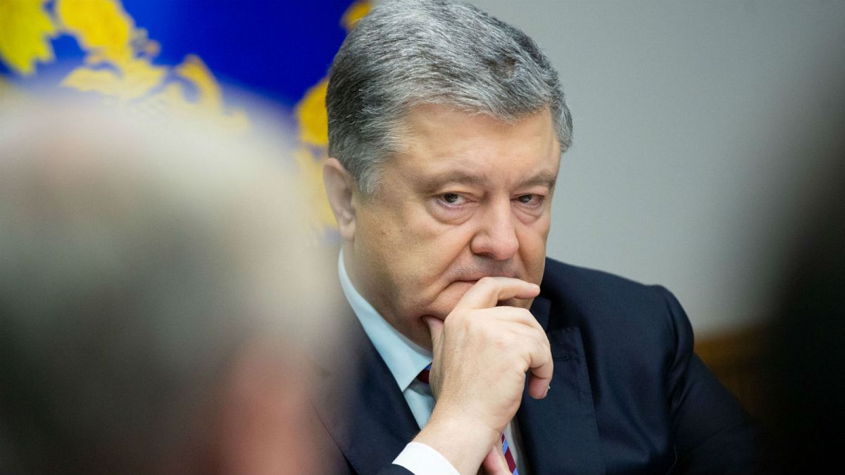 Ukraine bans entry to Russian adult men: Poroshenko