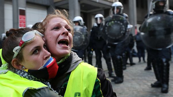 Protestos dos "coletes amarelos" chegam a Bruxelas Protestos dos "coletes amarelos" chegam a Bruxelas