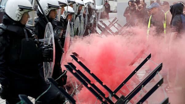 Fransa'daki eylem Brüksel'e taşındı; en az 60 gözaltı Fransa'daki eylem Brüksel'e taşındı; en az 60 gözaltı