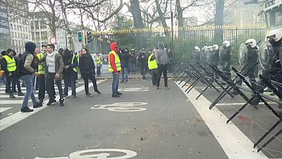 Police van burned at Brussels 'Yellow Jacket' protest