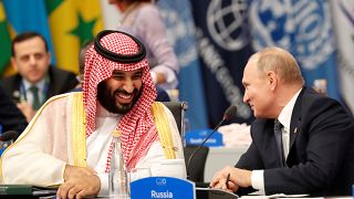 Video | G20 Zirvesi'nde Putin ile Suudi Prens Selman'dan samimi tokalaşma
