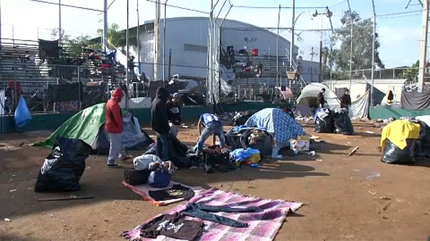 Új helyre költöznek a Mexikóban rekedt migránsok Új helyre költöznek a Mexikóban rekedt migránsok
