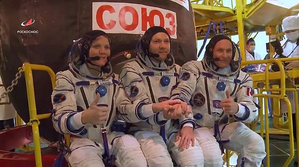 Экипаж "Союза" благословили в путь Экипаж "Союза" благословили в путь