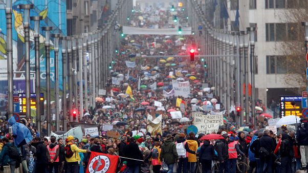 Bruxelas mobilizou-se contra as mudanças climáticas Bruxelas mobilizou-se contra as mudanças climáticas
