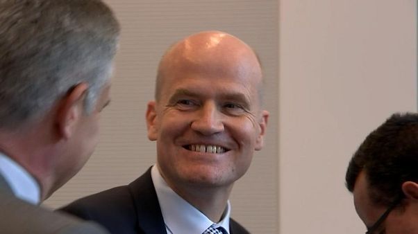 Ralph Brinkhaus vence liderança do grupo parlamentar CDU-CSU Ralph Brinkhaus vence liderança do grupo parlamentar CDU-CSU