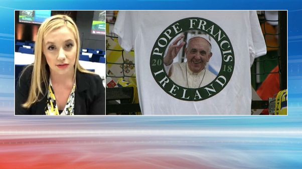 Accueil mitigé pour le Pape en Irlande Accueil mitigé pour le Pape en Irlande