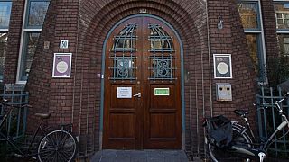 Εκκλησία στη Χάγη παρέχει άσυλο σε μετανάστες