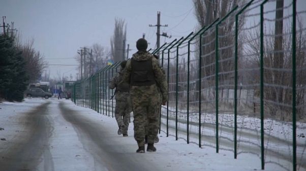 Szögesdrót a szimbóluma az orosz-ukrán konfliktusnak Szögesdrót a szimbóluma az orosz-ukrán konfliktusnak