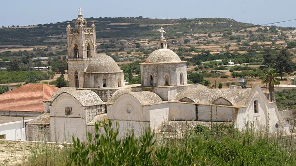 Παραβιάσεις περιουσιακών δικαιωμάτων των εγκλωβισμένων στα κατεχόμενα Παραβιάσεις περιουσιακών δικαιωμάτων των εγκλωβισμένων στα κατεχόμενα