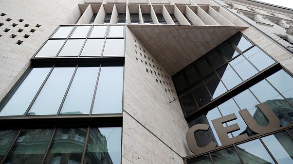 Центрально-Европейский университет меняет прописку Центрально-Европейский университет меняет прописку