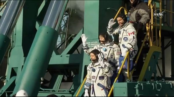 Partita da Baykonur la Soyuz con tre astronauti Partita da Baykonur la Soyuz con tre astronauti