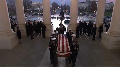 L'Amérique rend hommage à George H. W. Bush