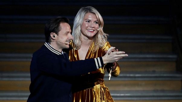 Hegerberg über Twerk-Eklat: "Er hätte natürlich etwas anderes fragen können" Hegerberg über Twerk-Eklat: "Er hätte natürlich etwas anderes fragen können"