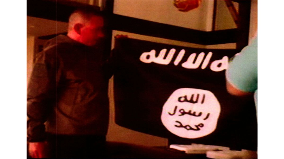 جندي أمريكي "مثالي" بانتظار حكم ضده لدعمه داعش