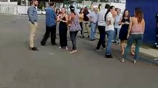 Νέα Καληδονία: Ισχυρός σεισμός 7,6 ρίχτερ Νέα Καληδονία: Ισχυρός σεισμός 7,6 ρίχτερ