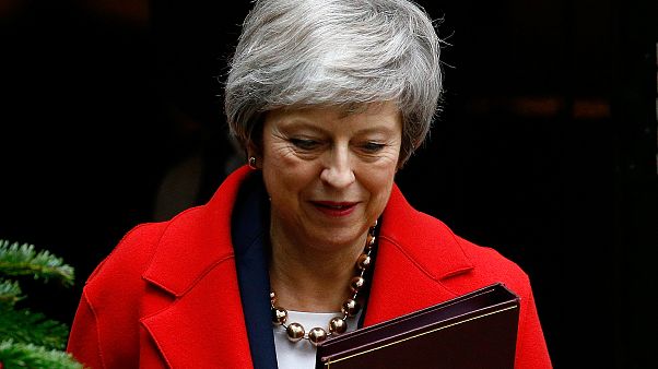 Bizalmatlansági szavazás lesz a brit kormányfő ellen Bizalmatlansági szavazás lesz a brit kormányfő ellen
